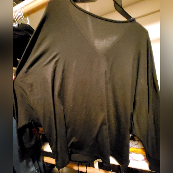 Long-Sleeve Comfy Tunic - Picture 4 of 6